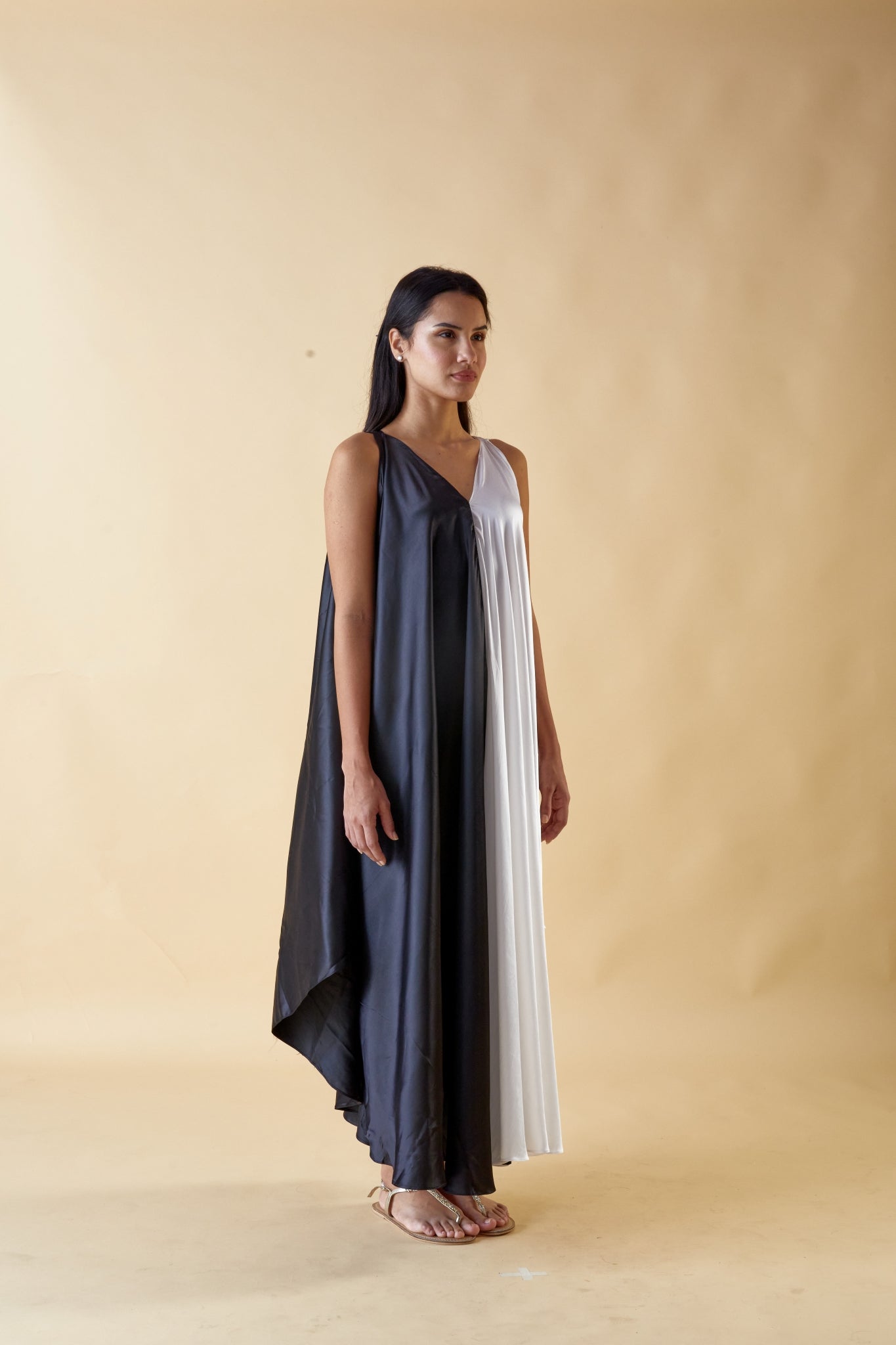 Two-Tone Asymmetric Maxi Dress