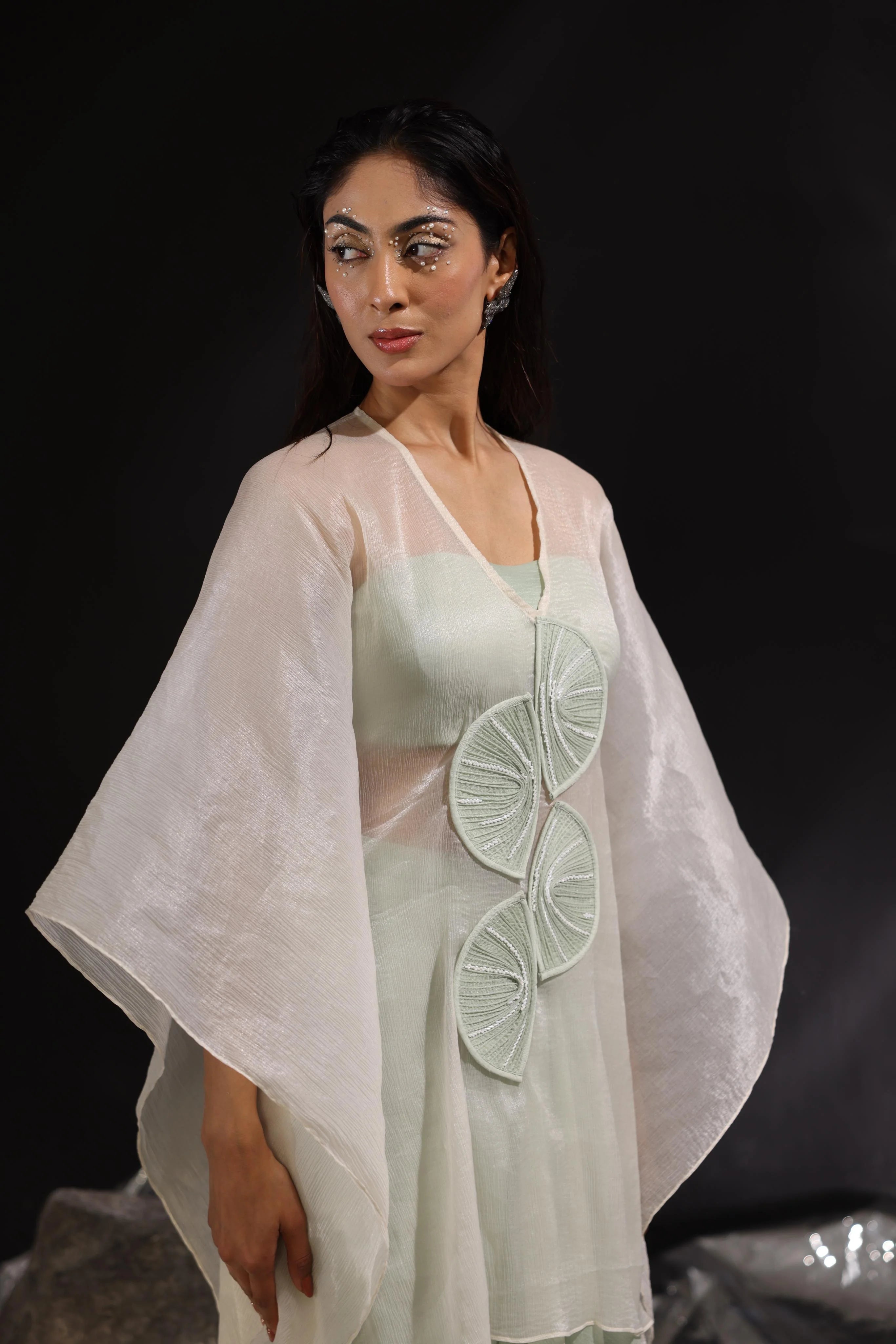 Moss Green & Ivory Embroidered Yoke Kaftan