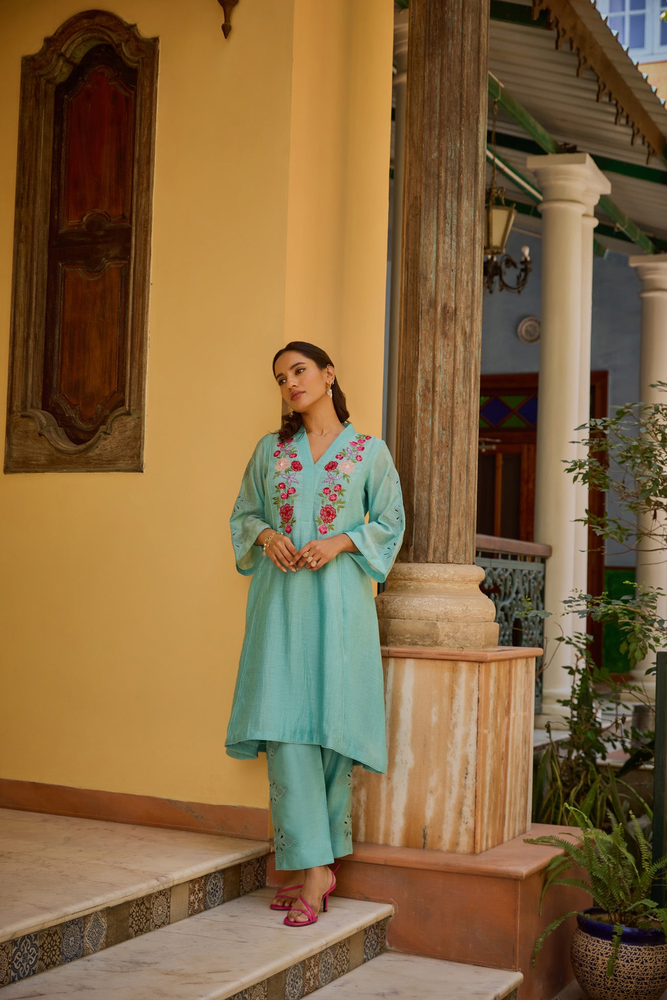 Arya Kurta Set