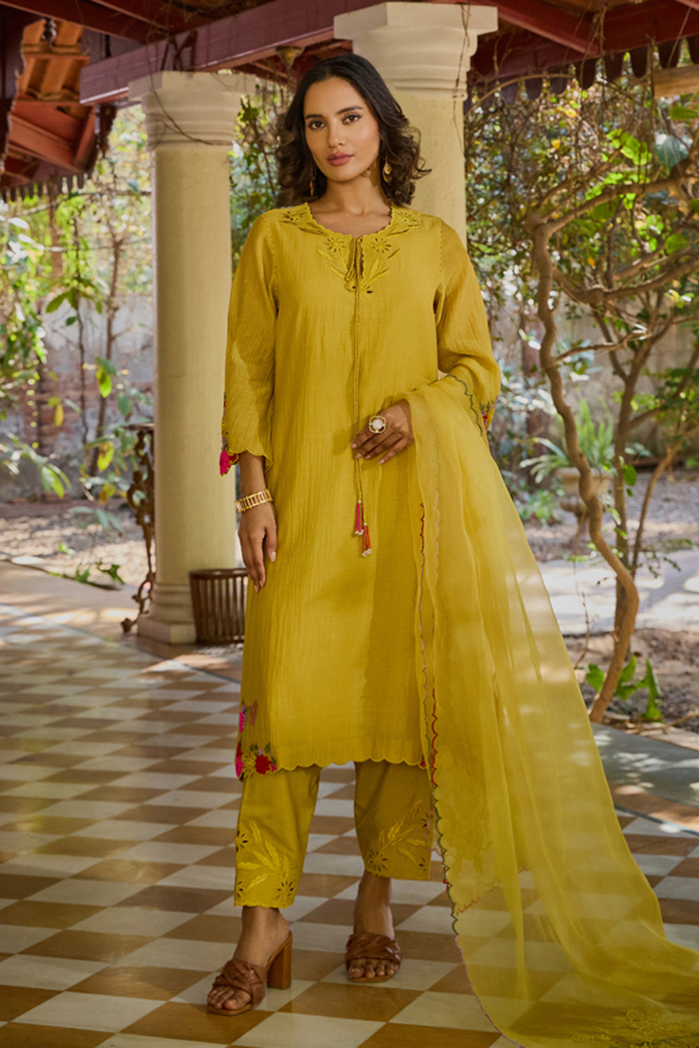 Aanya Straight Kurta Set