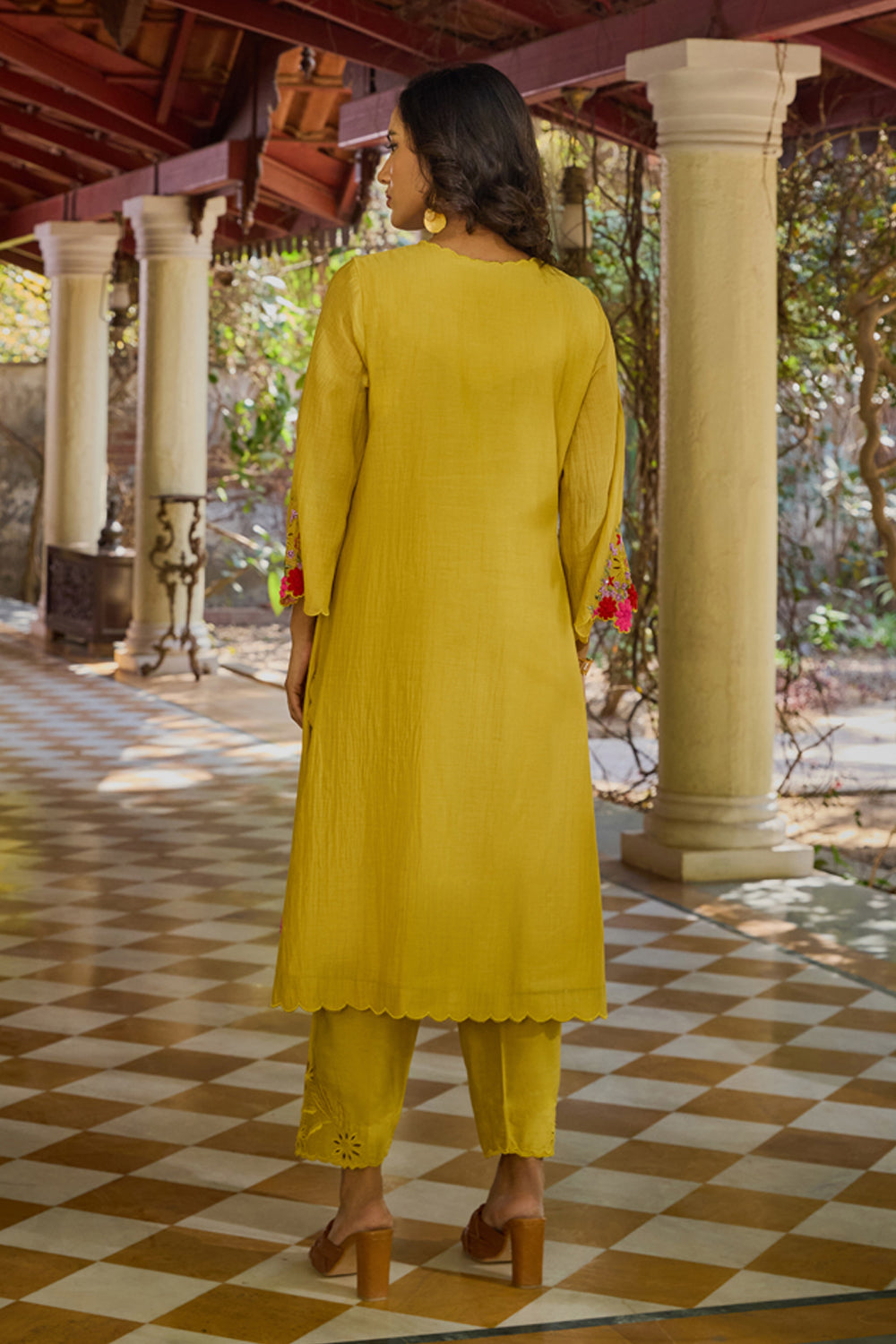 Aanya Straight Kurta Set