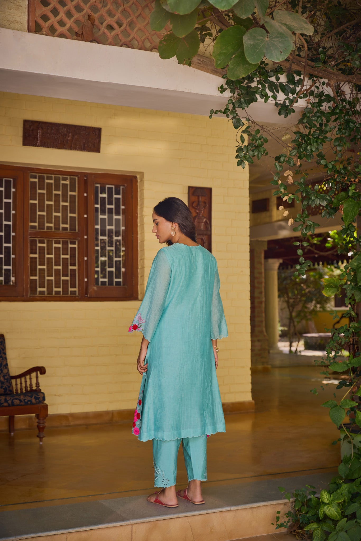 Aanya Straight Kurta Set