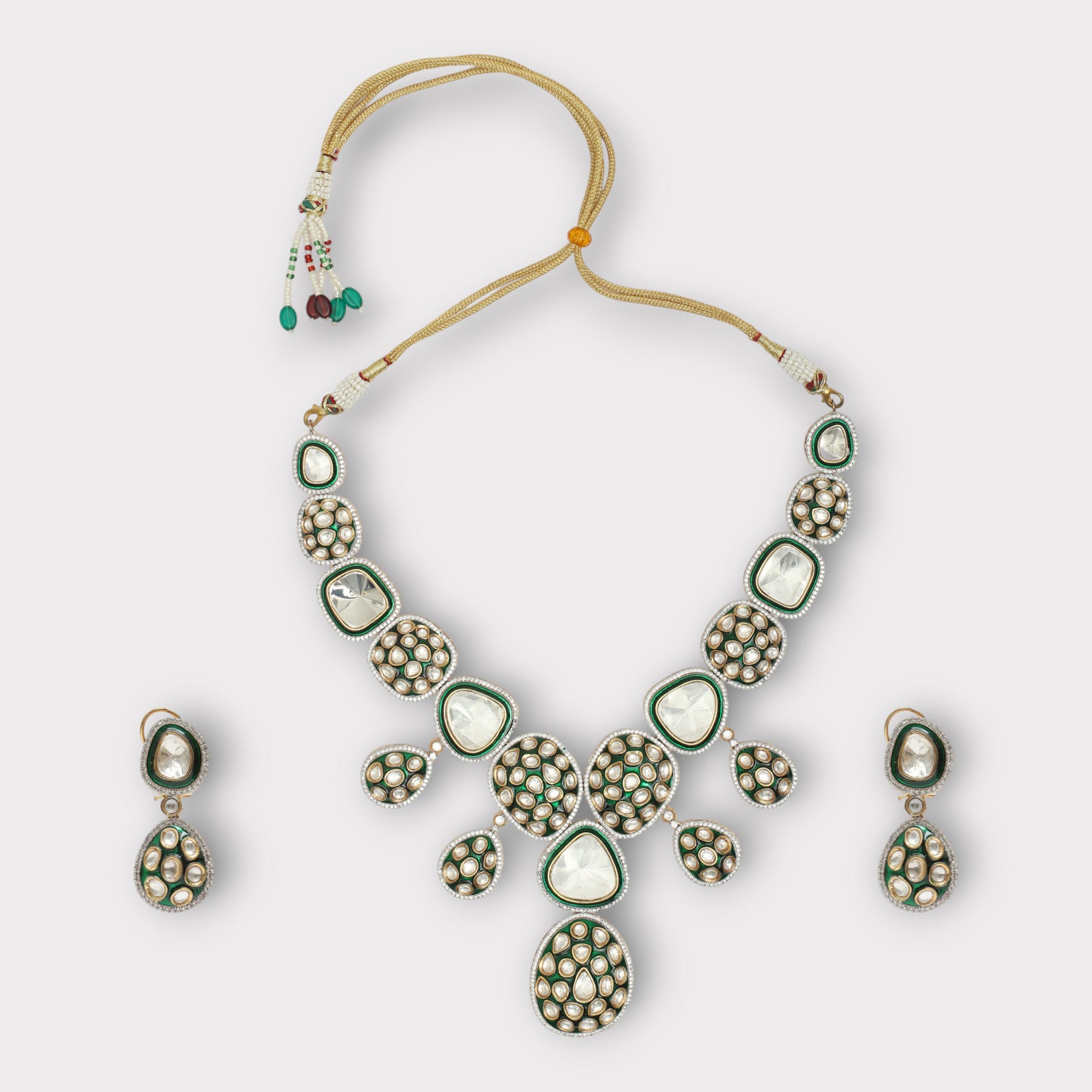 Modiste Necklace Set